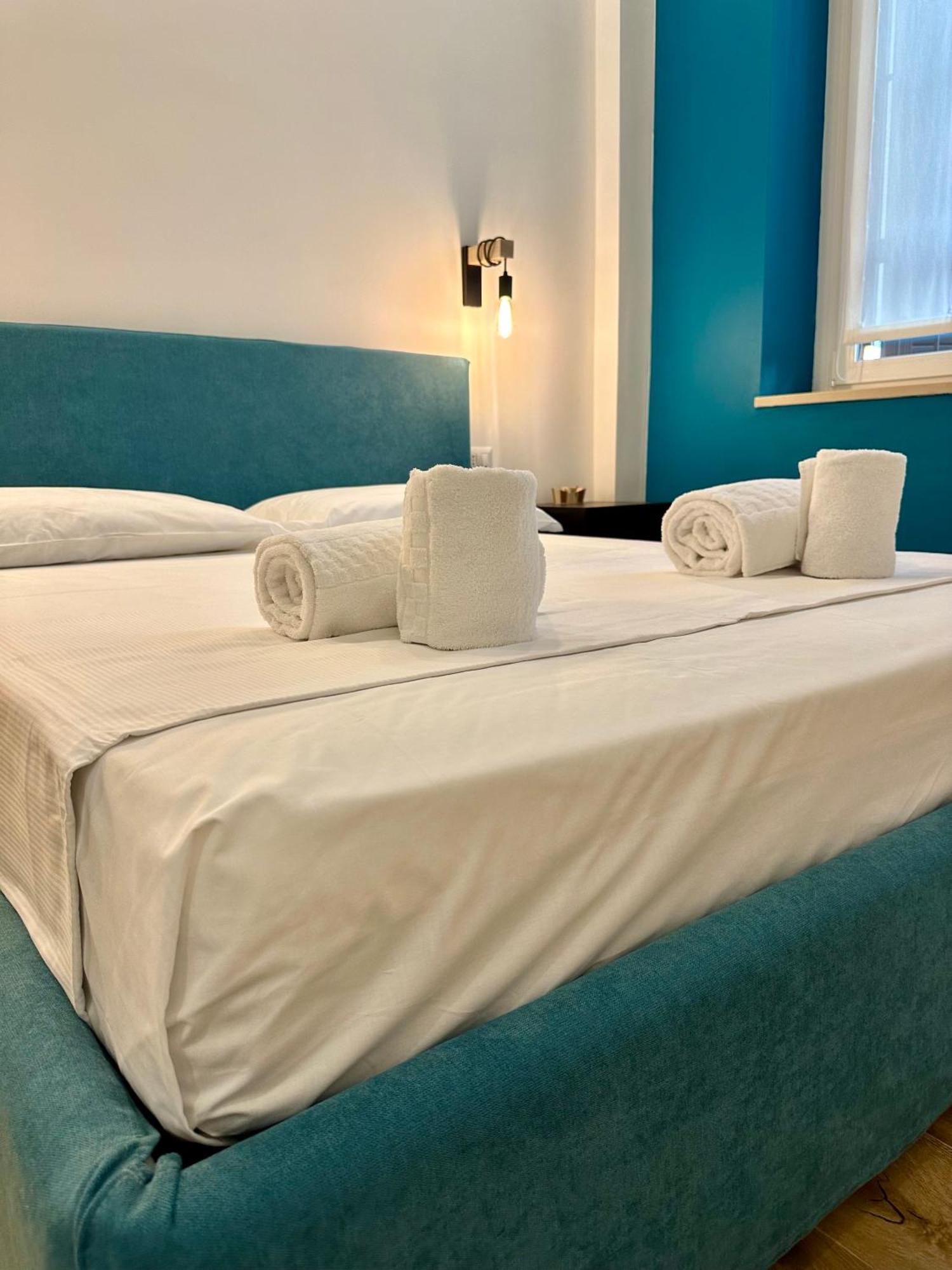 Lr Deluxe Apartments - Porta Venezia - Bilocale Con Giardino Privato Милан Экстерьер фото