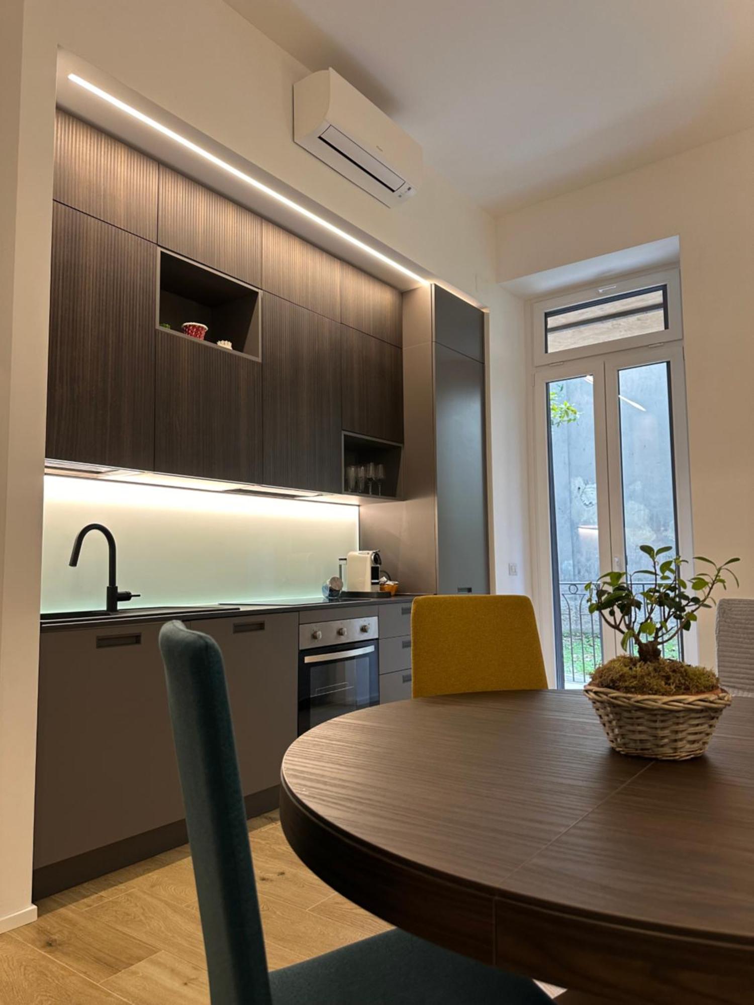 Lr Deluxe Apartments - Porta Venezia - Bilocale Con Giardino Privato Милан Экстерьер фото
