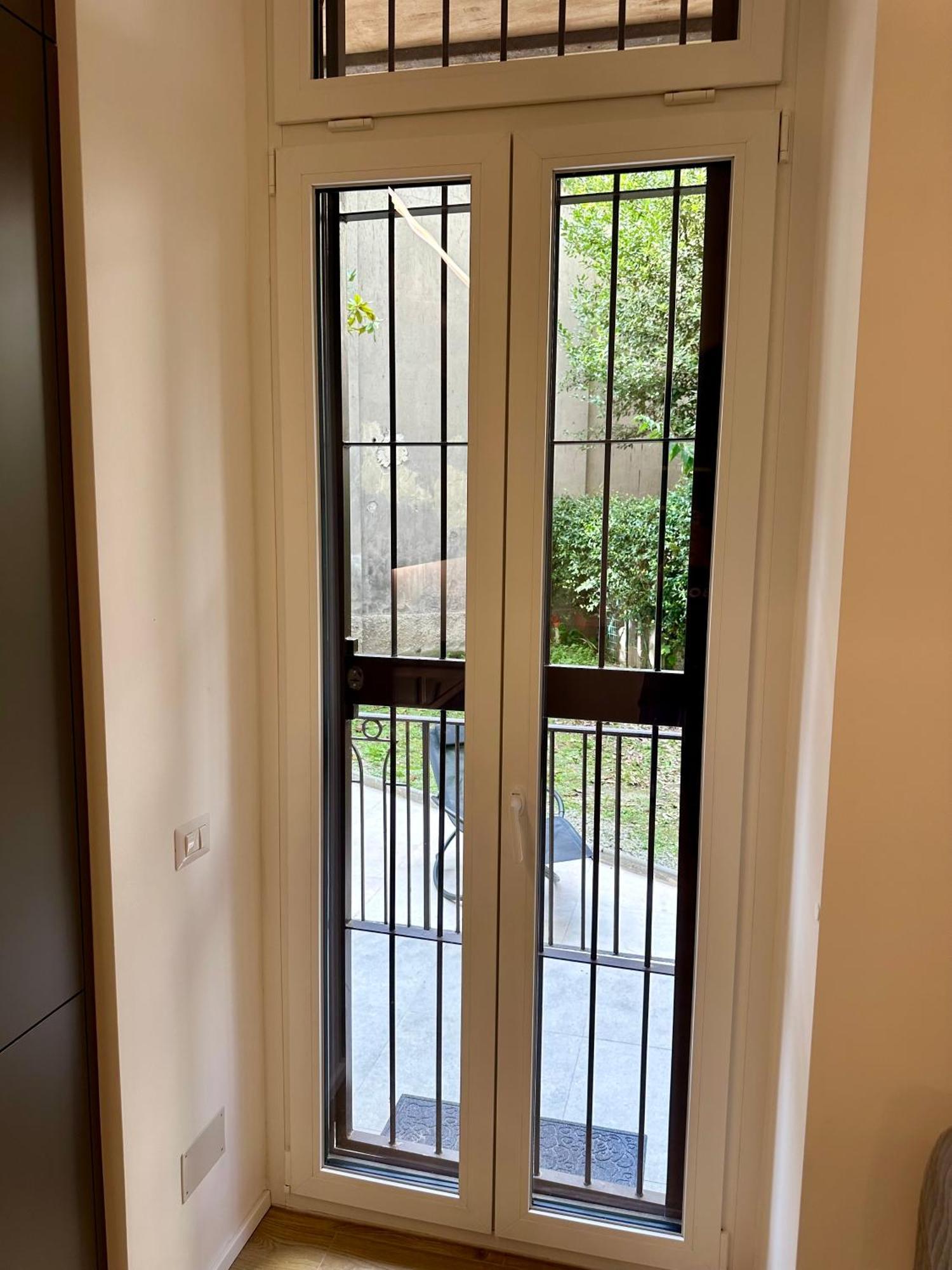 Lr Deluxe Apartments - Porta Venezia - Bilocale Con Giardino Privato Милан Экстерьер фото